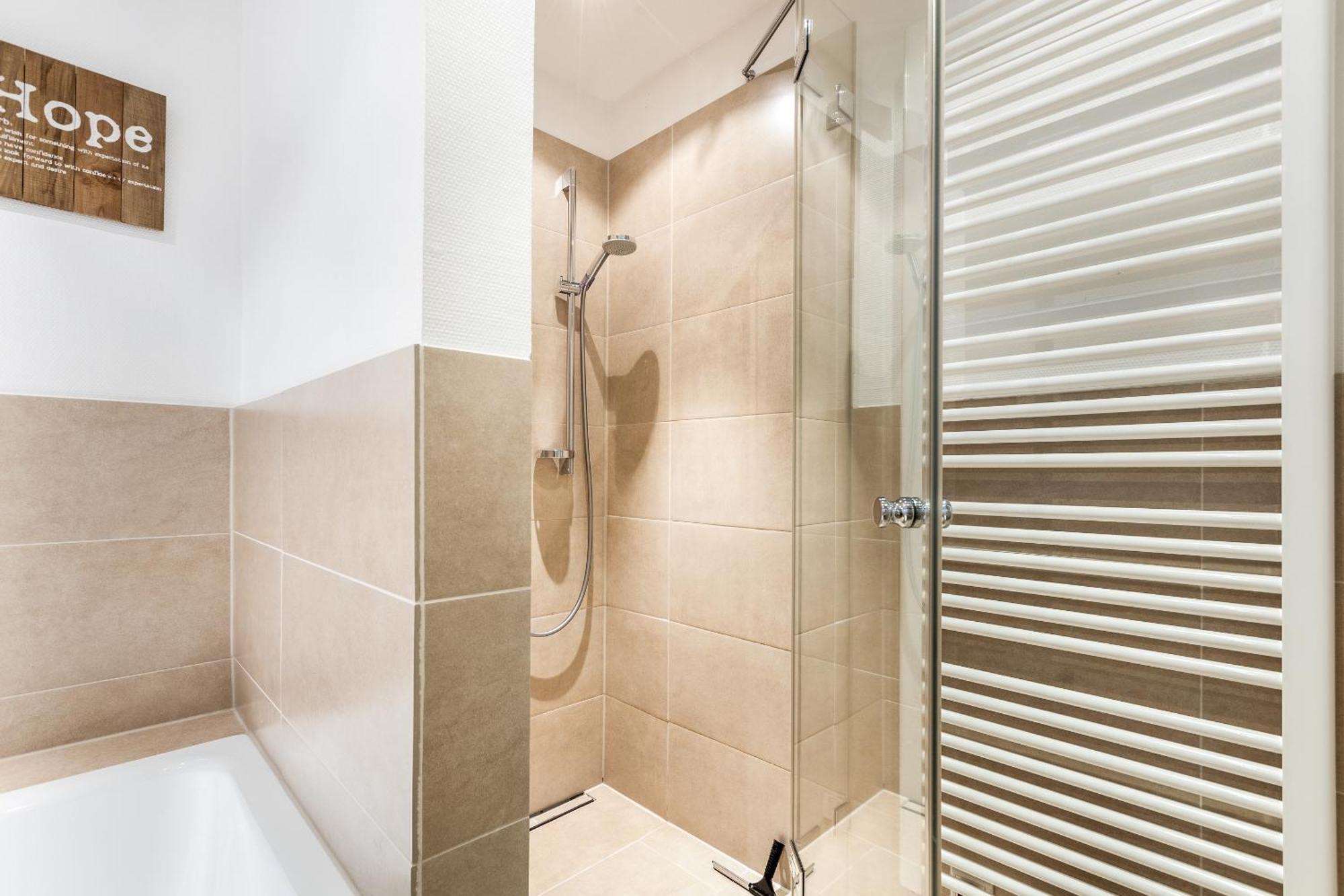 Oceanhouse Strandjuwel App 1 *